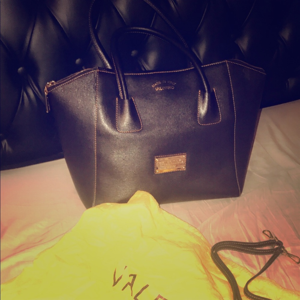 Mario Valentino satchel hand bag used